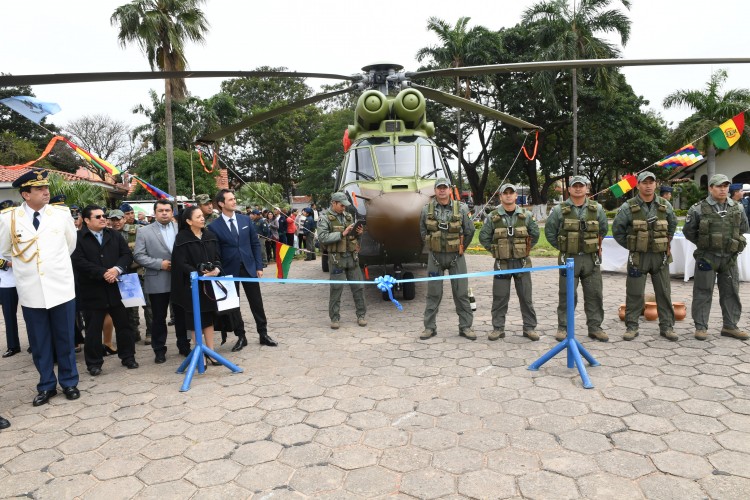 La Fuerza Aérea Boliviana celebra la llegada de su 6º H215