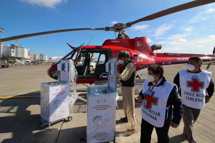 La Fundación Airbus colabora con la Cruz Roja chilena en la distribución de kits sanitarios para luchar contra el COVID-19